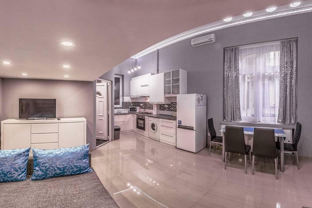 Oktogon Downtown Studio Budapest Exteriör bild